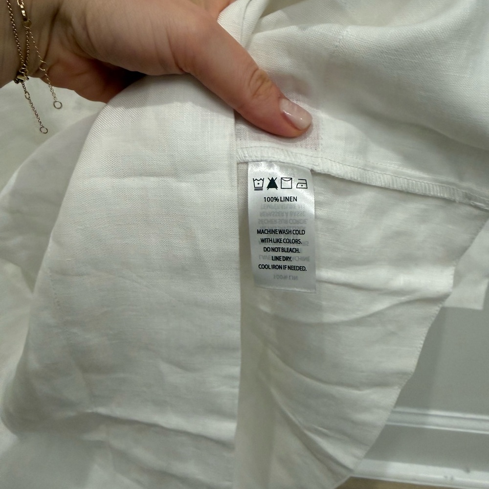 LINEN SAKS FIFTH AVENUE White V-Neck Tunic Dress - Picture 7 of 12
